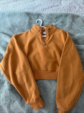 Aritzia Cropped Quarter‑Zip Pullover in Mustard